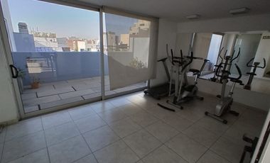 DPTO 2 DORM CON BALCON TOTALMENTE AMOBLADO - Bº GRAL PAZ