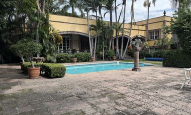 Ideal Plaza Comercial