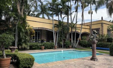 Ideal Plaza Comercial