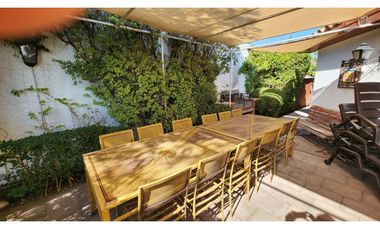 Casa En Arriendo 4d / 3b Los Dominicos