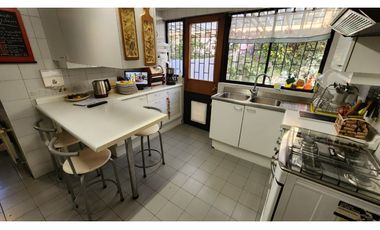 Casa En Arriendo 4d / 3b Los Dominicos