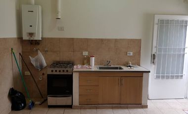 Casa PH en alquiler en Caseros