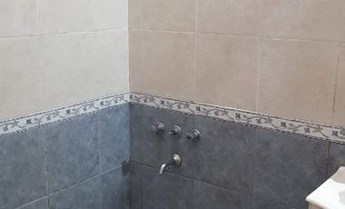 Casa PH en alquiler en Caseros