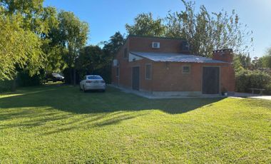 Casa quinta en venta de 95m2 ubicado en Monte Vera