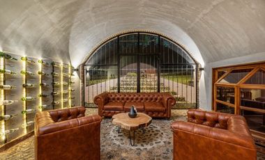 Una casa de cuento! Para arriendo en el Alto de Las Palmas