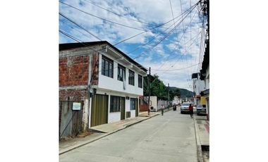 Casa 4 Apartamentos Independientes 342 M2 Yotoco