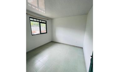 Casa 4 Apartamentos Independientes 342 M2 Yotoco