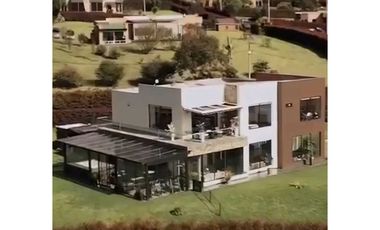 Casa venta y renta Aposentos