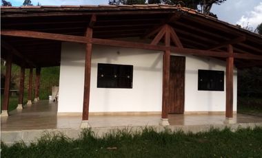 CASA EN SANTA ELENA VEREDA PANTANILLO