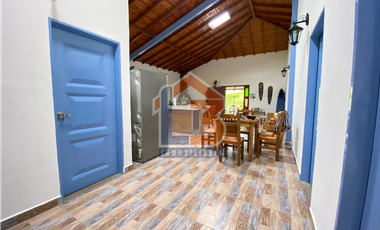SE ARRIENDA CASA CAMPESTRE EN VEREDA LA ALBANIA VA BARCELONA