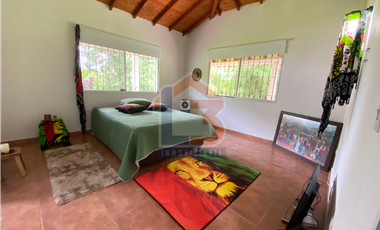 SE ARRIENDA CASA CAMPESTRE EN VEREDA LA ALBANIA VA BARCELONA