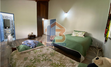 SE ARRIENDA CASA CAMPESTRE EN VEREDA LA ALBANIA VA BARCELONA