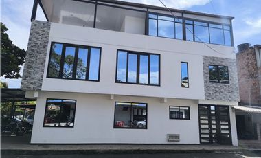 VENDE CASA EN VILLETA
