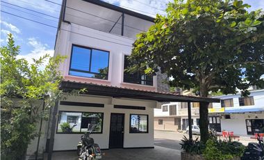 VENDE CASA EN VILLETA