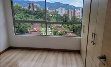 Apartamento en Arriendo Loma de Los Benedictinos Envigado