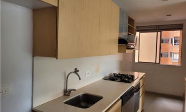 Apartamento en Arriendo Loma de Los Benedictinos Envigado