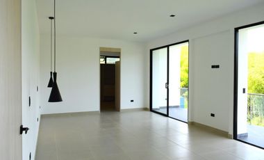 VENTA MODERNA CASA EN CERRITOS PEREIRA PARA ESTRENAR