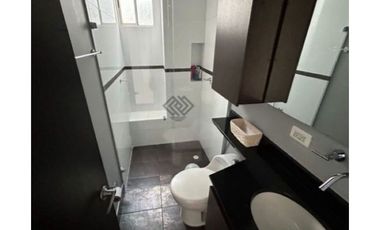 VENDO SANTA BRBARA ORIENTAL 82M2 2HAB 4° ESTUDIO BALCON