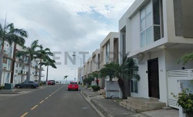 Se Renta casa amoblada en Urbanización privada de Jaramijó