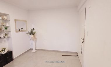 Departamento en  Avenida Mitre esq 16