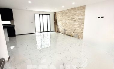 Casa en venta en Imperial de las Ánimas- Colindancia con área verde