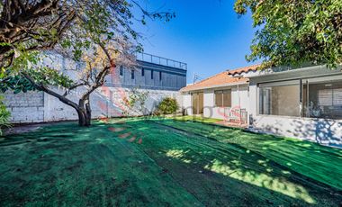 Casa En Arriendo De 3 Dorm. En Vitacura