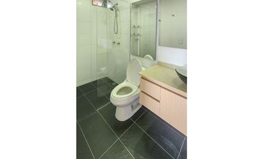 Apartamento sector Benedictinos, con espectacular terraza.