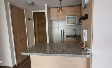 Departamento En Venta De 2 Dorm. En Santiago