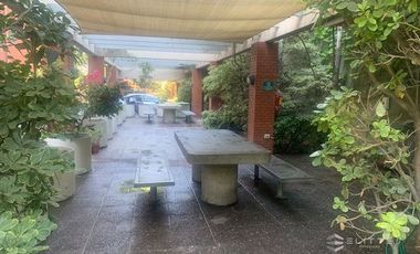 Departamento En Venta De 2 Dorm. En Providencia