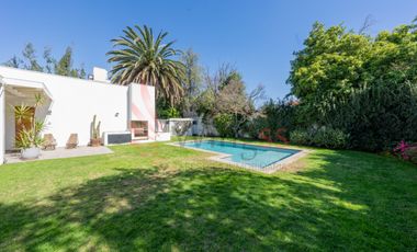 Casa en Arriendo de 6 dormitorios en Jardín Del Este