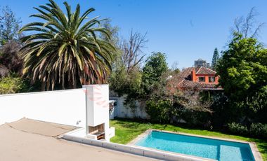 Casa en Arriendo de 6 dormitorios en Jardín Del Este