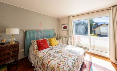 Casa en Arriendo de 6 dormitorios en Jardín Del Este