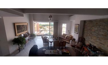 VENTA DE APARTAMENTO DUPLEX EN MEDELLIN, SECTOR LAURELES NOGAL