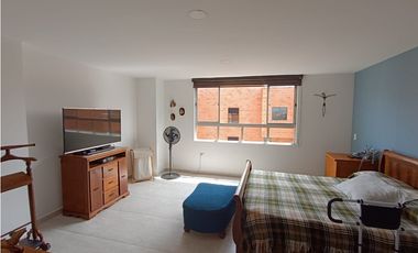 VENTA DE APARTAMENTO DUPLEX EN MEDELLIN, SECTOR LAURELES NOGAL