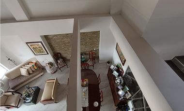 VENTA DE APARTAMENTO DUPLEX EN MEDELLIN, SECTOR LAURELES NOGAL