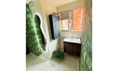 VENTA DE APARTAMENTO DUPLEX EN MEDELLIN, SECTOR LAURELES NOGAL