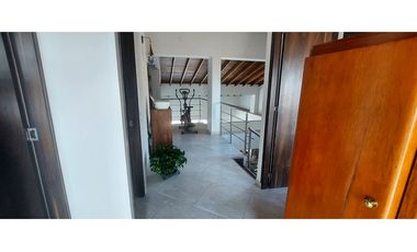 VENTA DE APARTAMENTO DUPLEX EN MEDELLIN, SECTOR LAURELES NOGAL