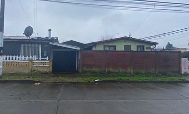 SE VENDE TERRENO CON 2 CASAS EN PUEBLO NUEVO