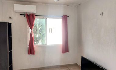 CASA EN RENTA EN JARDINES DEL SUR 1