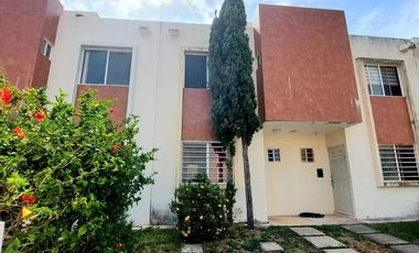 CASA EN RENTA EN JARDINES DEL SUR 1