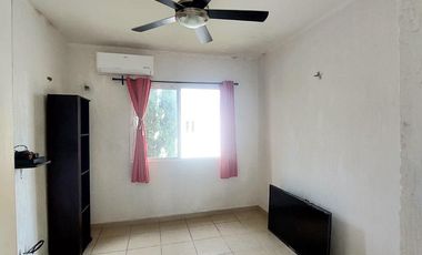 CASA EN RENTA EN JARDINES DEL SUR 1