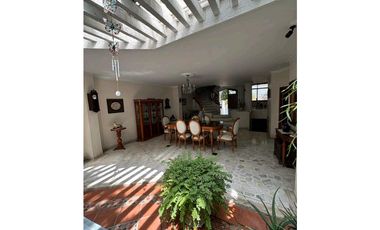 Venta casa Duplex Independiente sector  ciudad jardin barranquilla