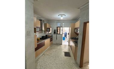 Venta casa Duplex Independiente sector  ciudad jardin barranquilla