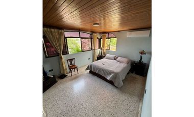 Venta casa Duplex Independiente sector  ciudad jardin barranquilla