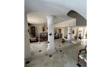 Venta casa Duplex Independiente sector  ciudad jardin barranquilla