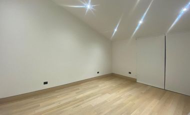 CASA EN VENTA SAN PEDRO GARZA GARCIA REMODELADA