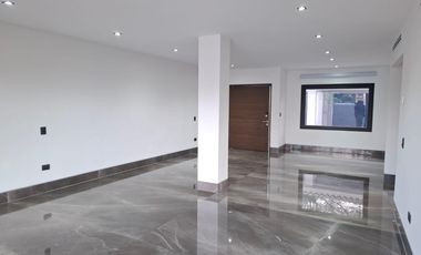 CASA EN VENTA SAN PEDRO GARZA GARCIA REMODELADA