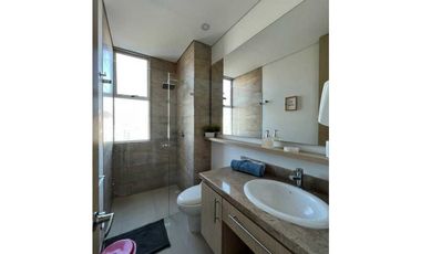 VENTA APARTAMENTO PLAYA SALGUERO SANTA MARTA RM12RD Piso Alto