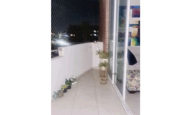 Venta / Alquiler apartamento altos de Riomar Barranquilla MI21A