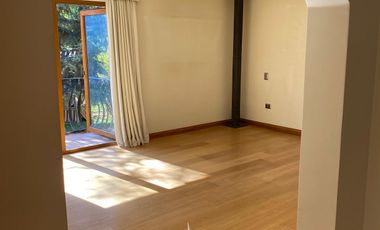 Espectacular casa en parcela con 3 construcciones